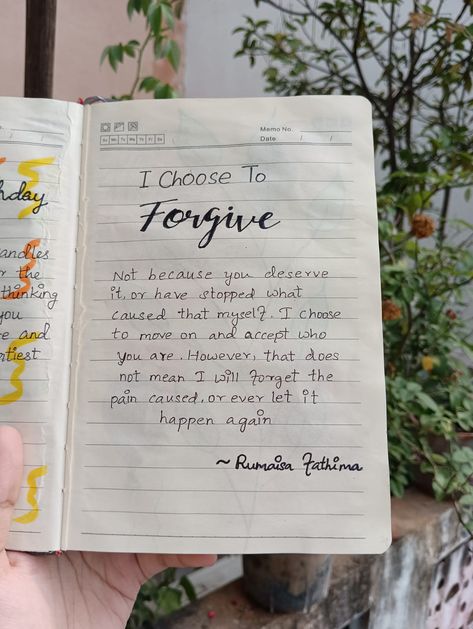 Short Diary Writing, Line Diary Ideas, Things To Write In Your Personal Diary, Diary Writing Aesthetic Ideas, Beautiful Quotes To Write In Diary, How Do U Start Writing Ur Own Diary, Beautiful Things To Write In Diary, Things To Write In Diary Aesthetic, Thoughts To Write In Diary