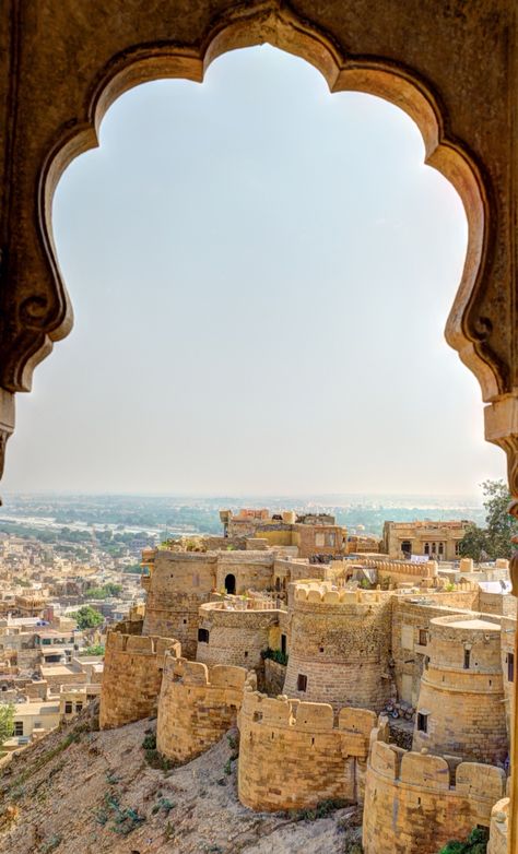 Jaisalmer Fort Rajasthani Fort, Jaisalmer Fort, Travel Destinations In India, Amer Fort, India Travel Places, India Architecture, Ancient Indian Architecture, Travel Pictures Poses, Jaisalmer