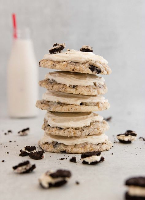 brown butter oatmeal chocolate chip cookies - the palatable life Milkshake Cookies, The Palatable Life, Palatable Life, Lemon Blueberry Cookies, Cookies And Cream Milkshake, Coffee Cake Cookies, Carrot Cake Cookies, Blueberry Cookies, Making Cookies