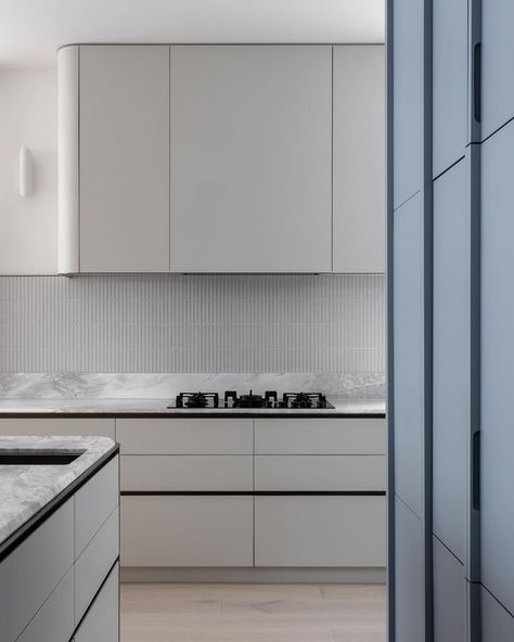 This kitchen strikes a perfect balance, with a gentle blend of soft blues and soothing muted tones.⁣⁣ ⁣⁣ Bayside Blue, Port Philip… | Instagram Two Tone Kitchen, The Local Project, Australian Architecture, Blue Kitchen, Kitchen Furniture Design, Blue Kitchens, Kitchen Cabinetry, Architect Design, Contemporary Living