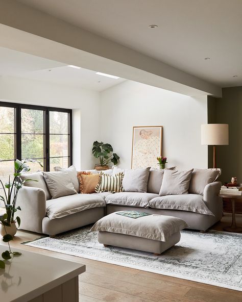 Introducing our cozy and irresistible best selling Penny sofa ✨ Dive into comfort with its soft, squishy cushions that make lounging a dream come true. It's the perfect blend of modern flair and timeless charm, adding a touch of trendiness to any space. Pick from 32 stunning fabric options and save 25% off during our Mid Season Sale - order your samples via our link in bio! 📸 2 & 6 - @studio9designltd 📸 4 - @houseonforesthill #neutralhome #modernrustichome #springdecor #livingroominsp... Sofa Outlet, How To Make Corner Sofa, Scandi Furniture, Contemporary Home Interior, Vintage Leather Sofa, Contemporary Armchair, Rattan Dining Chairs, Mid Century Armchair, Custom Made Furniture