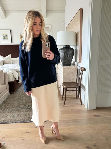 Shae Mcgee Style, Shea Mcgee Fashion, Shae Mcgee, Shea Mcgee Outfits, Shea Mcgee Style, Mom Inspo, Mom Fits, Trip To Vegas, Shea Mcgee