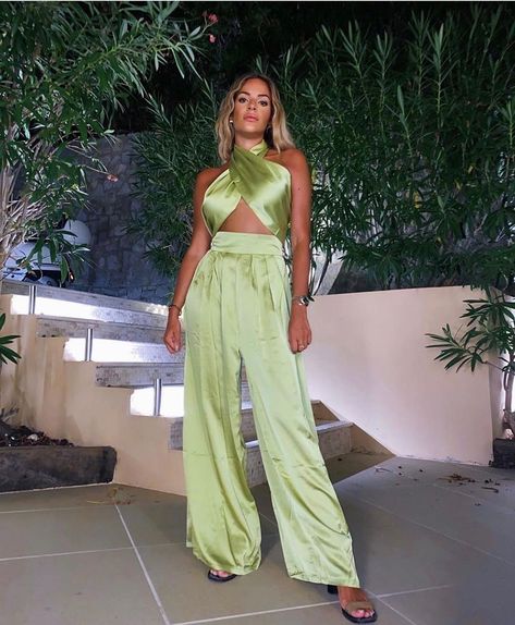 Mermaids Swimwear on Instagram: “Summer nights like this ☀️💛 @mathparadise giving us date night inspo in our ‘HEIDI’ two piece set in Lime Green • Shop the look now at…” Elegant Outfit Party, Mermaid Swimwear, High Waist Jumpsuit, Satin Set, High Waist Wide Leg Pants, Wide Leg Palazzo Pants, Pants Summer, Satin Pants, Jumpsuit Pattern