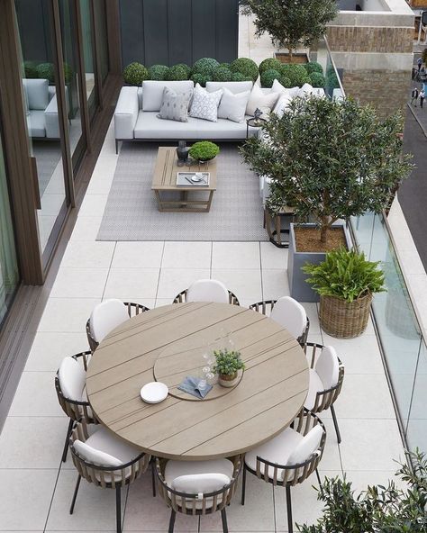 Moderne Have, Christmas Patio, Backyard Furniture, For Christmas, Patio Garden Design, Outdoor Gardens Design, Terrace Design, Modern Patio, Design Exterior