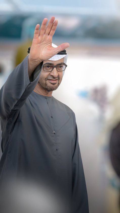 Mohammed Bin Zayed, Grey Wallpaper Iphone, Uae National Day, Houses Interior, Sheikh Mohammed, Prince Mohammed, Profile Wallpaper, Diamond Vector, Beautiful Houses Interior