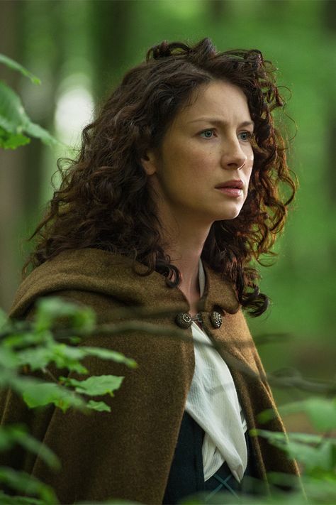 Haircuts Long Layers, Long Layered Curly Hair, Caitriona Balfe Outlander, Homeless Woman, Women's Haircuts, Haircuts Long, Claire Randall, Women Haircuts Long, Diana Gabaldon Outlander Series