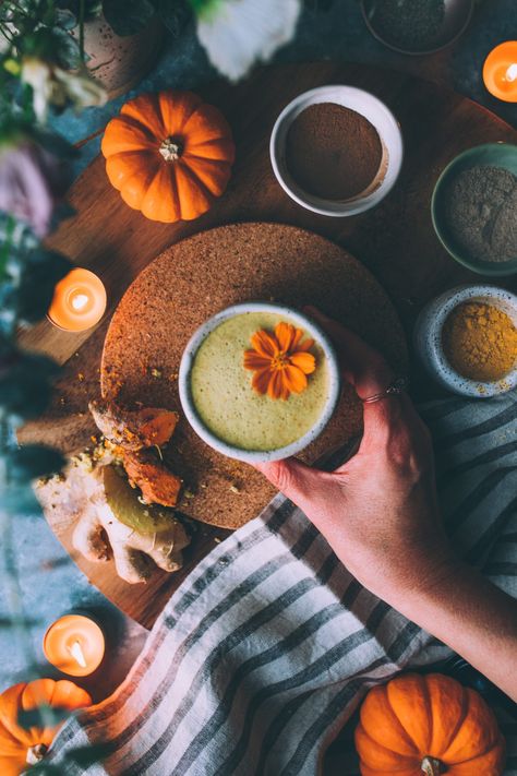 Puree Pumpkin, Moon Milk Recipe, Autumn Drink, Body Ecology Diet, Fall Drink Recipes, Pumpkin Spiced Latte, Golden Milk Latte, Starbucks Pumpkin Spice Latte, Moon Milk