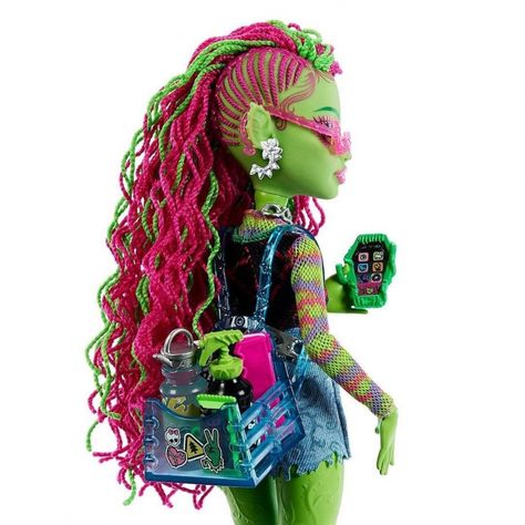 Venus Fly Trap Monster High, Venus Fly Trap Monster, Monster High Venus Mcflytrap, New Monster High, Venus Mcflytrap, Creepy Halloween Party, Doll Pictures, Moster High, Living Dead Dolls