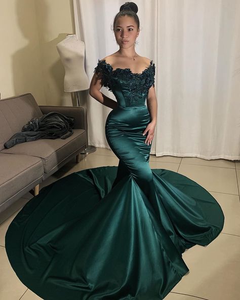 Emerald green homecoming dresses