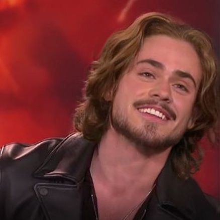 Dacre Montgomery Long Hair, Stranger Things Billy Hargrove, Darce Montgomery, Akali League Of Legends, Billy Hargrove, Dacre Montgomery, Billy Boy, Stranger Things 3, You Are The Sun