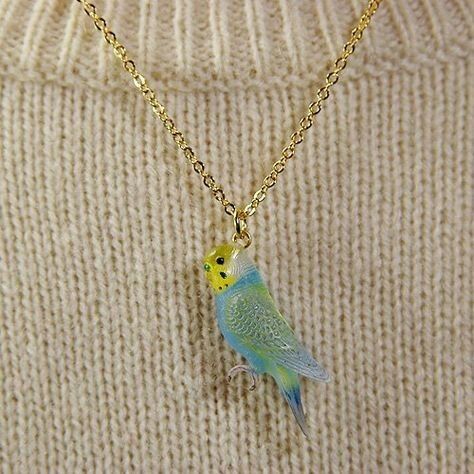 Budgie Bird, Budgies Bird, Funny Parrots, Crazy Bird, Parakeets, Bird Motif, Funny Birds, Bird Pendant, Pretty Birds