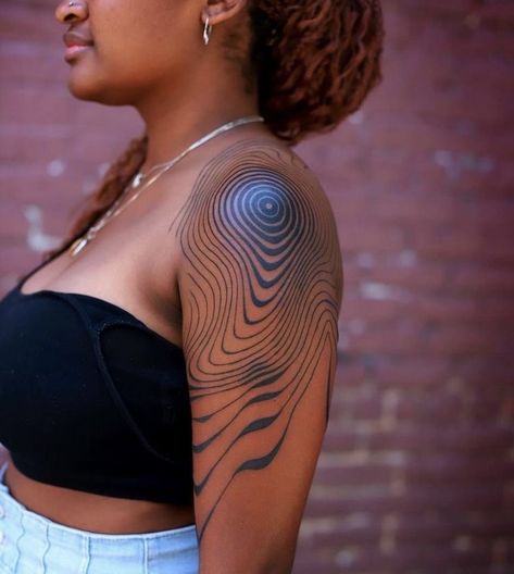 The Rowification, Trippy Geometric Tattoo, Bonnaroo Tattoo, Hypnotic Tattoo, Psycadelic Tattoo Ideas, Geomatic Tattoo Design, Tattoo Ideas Black People, Colored Tattoos On Brown Skin, Frequency Tattoo