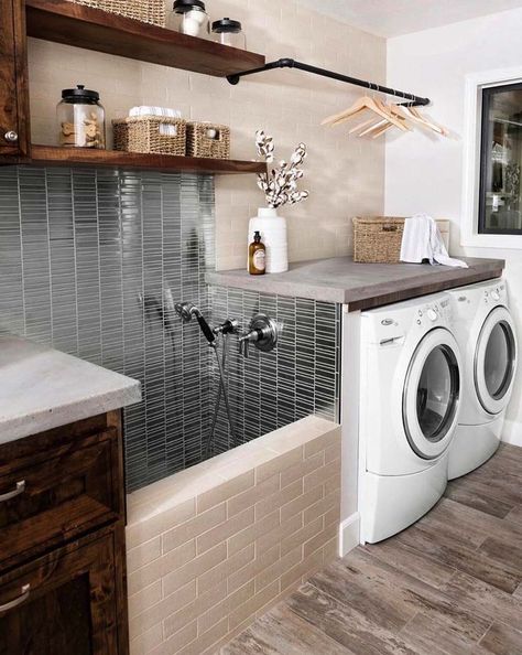 38 Functional And Stylish Laundry Room Design Ideas To Inspire Laundry Room Decorating, Laundry Room Organization Storage, Stylish Laundry Room, Dream Laundry Room, Laundry Design, Farmhouse Laundry, Farmhouse Laundry Room, Laundry Room Remodel, Laundry Room Inspiration