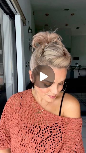 Short Hair Updo Tutorial, Updo Tutorial, Bob Haircut For Fine Hair, Easy Hair Updos, Braided Hairstyles For Teens, Pool Hairstyles, Braided Hairstyles Updo, Natural Hair Braids, Short Hair Updo