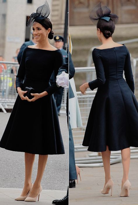 Dior Midi Dress, Estilo Meghan Markle, Princ Harry, Meghan Markle Outfits, Duchess Meghan, Stephen Jones, Princess Meghan, Prins Harry, Prince Harry And Megan