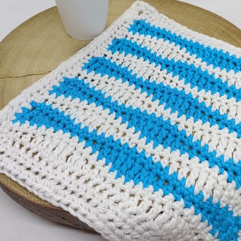 Waves Crochet, Crochet Washcloths, Cottage Crochet, Sunflower Cottage, Crochet Washcloth Pattern, Bathroom Gifts, Washcloth Pattern, Crochet Washcloth, Afghan Clothes