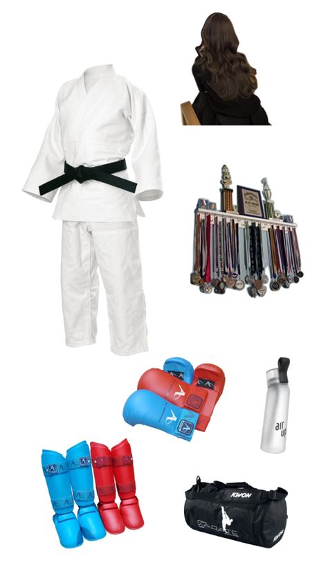 Taekwondo Techniques, Karate Video, Karate Kumite, Karate Outfit, Women Karate, Tang Soo Do, Karate Uniform, Female Martial Artists, Kimono Outfit