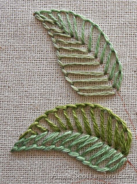 Anna Scott : Blanket stitch leaves - part one Hantverk Diy, Embroidery Leaf, Embroidered Leaves, Pola Sulam, Brazilian Embroidery, 자수 디자인, Silk Ribbon Embroidery, Crewel Embroidery, Hand Embroidery Stitches