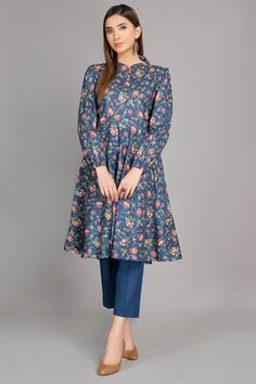 Pant Kurta Designs Latest, Daily Wear Suits Designs, Plan Kurti Designs Latest, Printed Kurti Designs Latest, Modern Kurti Design, Frock Style Kurti Design, Unique Kurti Designs, Short Kurti Designs Latest, Kurti Outfit Ideas