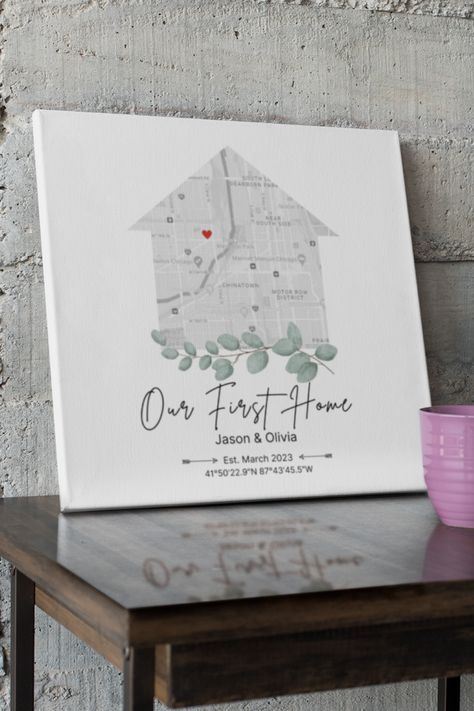 Housewarming Gift Ideas First Home, Casita Ideas, First Home Together, Couple Ideas, Our First Home, Bf Gifts, Gifting Ideas, Couples Poses, Personalized Map