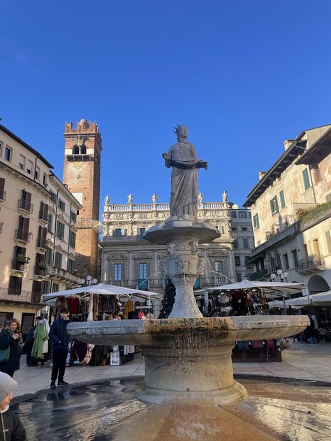 Italy Verona Aesthetic, Verona Italy Photography, Verona Italy Aesthetic, Italian Fountain, Fountain Statue, Italy Verona, Italy Tourism, Italian Life, Verona Italy