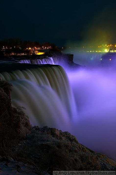 Niagara Falls at Night from USA Niagara Falls At Night, Good Night World, Best Nature Images, Best Wallpapers, Water Falls, Waterfall Photography, Beautiful Waterfalls, Cool Pictures Of Nature, Blow Your Mind