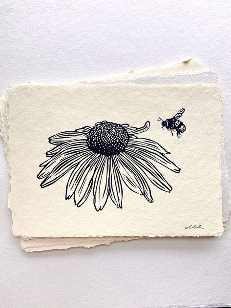 Bumble Bee Linocut, Floral Lino Print, Bee Drawing Tutorial, Print Making Ideas, Hand Print Painting, Bee Linocut, Art Block Ideas, Flower Linocut, Print Making Designs