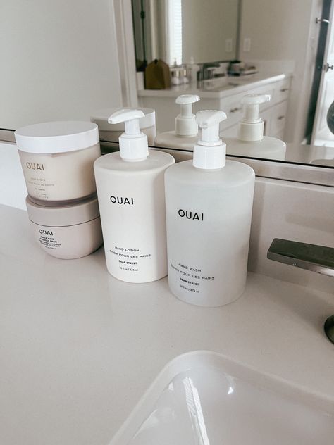 Ouai Hand Soap, Luxury Hand Cream, Hand Soap Aesthetic, Youtube Topics, Lotion Aesthetic, College Morning Routine, Nice Aesthetic, Made Bed, Skincare Brush