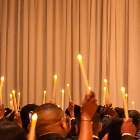 LesLo Events on Instagram: "POV: You have an inclusive unity candle ceremony, and incorporate all of your guest. 💍 Guests illuminated LED candles, symbolizing the love, warmth and well wishes they had for Candyce & Patrick. #wedding #weddingplanner #luxurywedding #LesLoEvents #weddinginspiration" Candle Ceremony, Unity Candle Ceremony, Holding Candle, Well Wishes, Unity Candle, Led Candles, Luxury Wedding, Wedding Guest, Wedding Planner