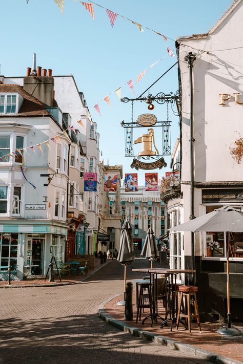 Brighton Things To Do, Summer In Uk, Brighton Uk Aesthetic, Brighton Lanes Aesthetic, Brighton England Aesthetic, Brighton Aesthetic, Brighton England Photography, Brighton Beach Aesthetic, Brighton London