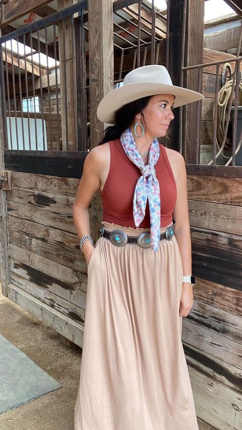 Gilliland H&C Wild Rags on Reels | ghcwildrags · Original audio Ways To Wear Wild Rags, Wild Rags Outfits Summer, Wild Rag Outfits, Wild Rags Outfits, Western Scarf, Wild Rags, Style Hacks, Scarf Knots, Knot Tie