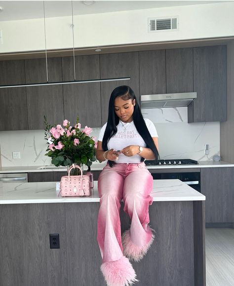 Girly Girl Aesthetic Black Women, Pink Cardigan Outfit Black Woman, 2 Piece Set Outfit Black Women, Fashionnova Outfit Ideas, Y2k Outfits Black Women Pink, Light Pink Outfit Aesthetic Baddie, Black Woman Luxury Aesthetic Pink, Instagram Baddie Outfit, Insta Baddie Outfits