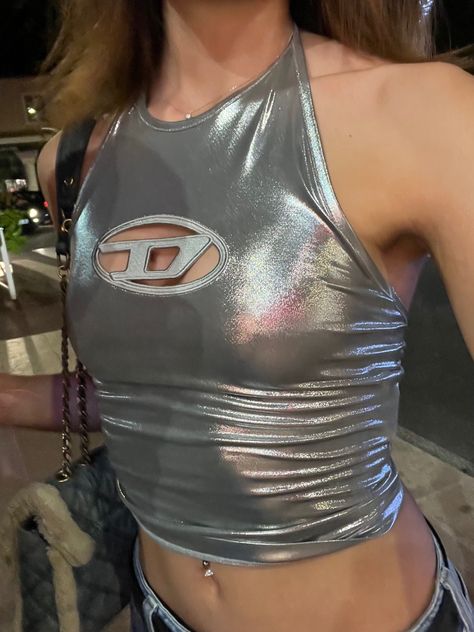 Diesel Top, Diesel Dresses, Diesel Fashion, Diesel Clothing, Silver Outfits, Silver Top, Metal Clothing, Looks Party, Silver Tops