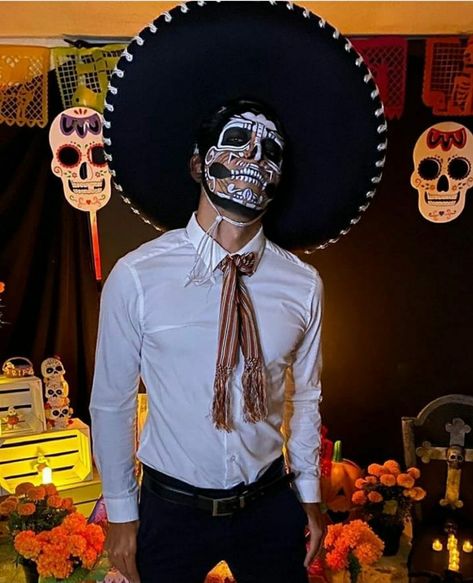 Catrin Costume Men, Mariachi Skeleton, Mexican Halloween Costume, Outfit Mexicano, Mexican American Culture, Mexican Halloween, Sugar Skull Costume, Witchy Outfits, Mexican Culture Art