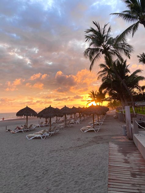 Resort Aesthetic Beach, Sunset In Mexico, Beach Aesthetic Mexico, Beach Mexico Aesthetic, Vacation Aesthetic Mexico, Ensenada Mexico Aesthetic, Mexico Aesthetic Vacation, Puerto Vallarta Mexico Aesthetic, Aesthetic Mexico Pictures