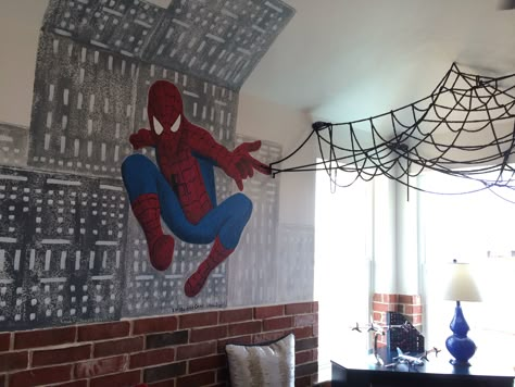 Superhero Rooms, Spider Man Bedroom Ideas, Marvel Room Decor, Spider Man Room, Spiderman Bed, Spiderman Room Decor, Spiderman Bedroom, Super Hero Room, Marvel Bedroom