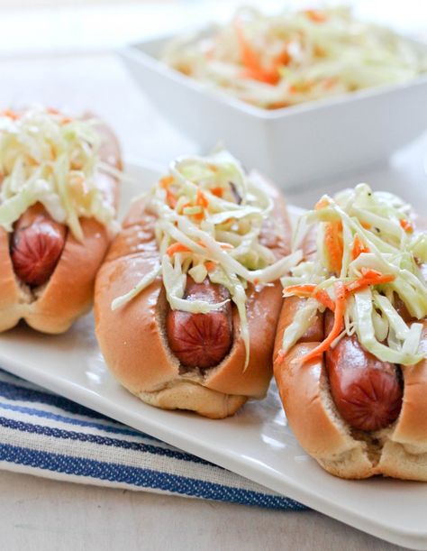 VINAIGRETTE COLESLAW DOG Slaw For Hot Dogs, Easy Meatloaf Sauce, Vinaigrette Coleslaw, 50s Picnic, Vinegar Slaw, Healthy Hot Dog, Slaw Dog, Chicken Sushi, Holiday Ham Recipes