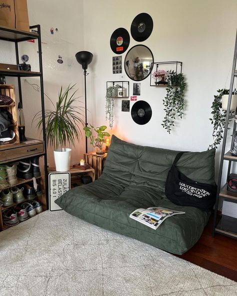 Cool Stuff For My Room, How To Decor My Living Room, Cool Decor For Room, Dark Earthy Aesthetic Home, Industrial Room Aesthetic, Ideas For Home Decorating, Streetwear Home Decor, Cool Room Stuff, One Room Interior Design