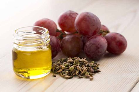 Grapeseed Oil Benefits, Remedies For Dry Mouth, Grapes Benefits, Healthy Cooking Oils, Natural Hair Oils, Fruit Salad Recipes, Grape Seed Extract, Oil Benefits, Appetizer Salads