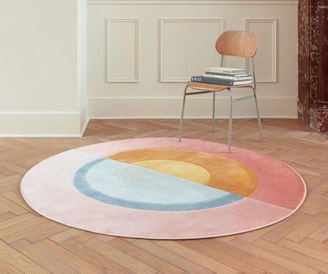 Indulge in the calming charm of pastel-coloured rugs. Explore a spectrum of soft hues from blush to mint, adding subtle elegance and tranquillity to your space. Modern Round Rugs, Hall Runner Rugs, Plain Rugs, Leather Rug, Square Rugs, Geometric Circle, Custom Size Rugs, Left Out, Rectangular Rugs