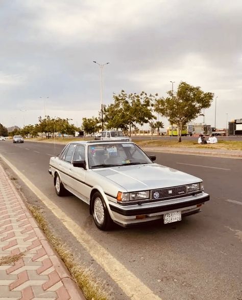 Toyota Cressida Wallpaper, Toyota Cressida 1986, Boxy Cars, Toyota Cressida, Car Stuff, Vroom Vroom, Car Wallpapers, Toyota, Wallpapers