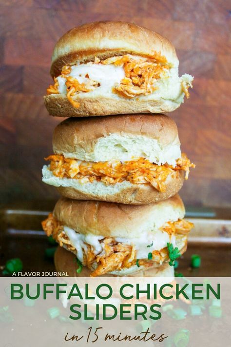 Buffalo Chicken Sliders Recipes, Sliders Recipes Chicken, Shredded Buffalo Chicken, Chicken Recipes For Two, Quick Soup Recipes, Buffalo Chicken Sliders, Easy Buffalo Chicken, Buffalo Chicken Recipes, Buffalo Chicken Sandwiches