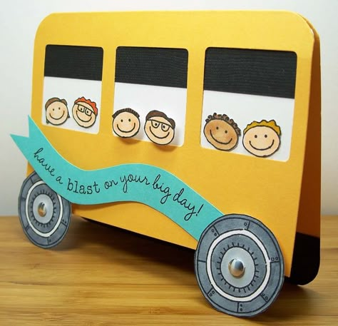 kids on a bus Bus Craft, Bus Crafts, Diy Preschool, Teachers Day Card, Bus Card, Back To School Crafts, Teacher Cards, Shaped Cards, Bus Driver