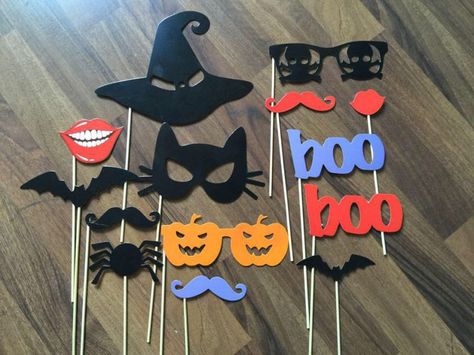 Props For Halloween Photo Booths, Halloween Photo Props Booth Ideas, Halloween Photo Op Cutout, Halloween Cardboard Cutouts Photo Booths, Halloween Wooden Photo Prop, Halloween Photo Booth Props, Diy Photo Booth Props, Halloween Photo Booth, Booth Props