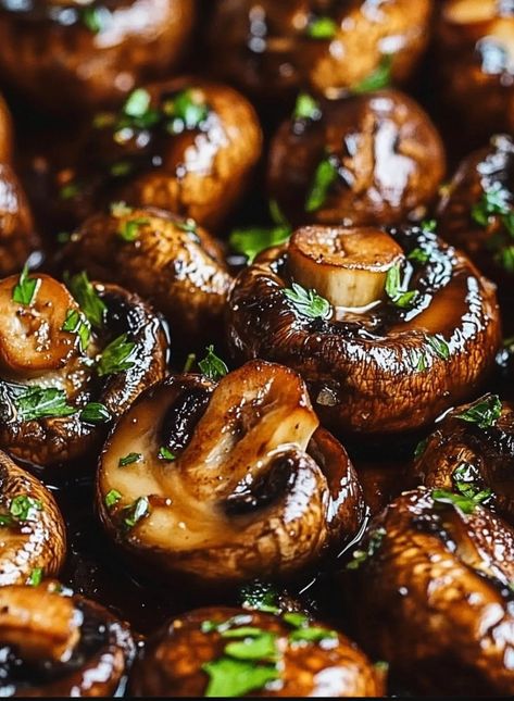 Health meal, low carbs meals, keto meal Balsamic Garlic Mushrooms, Balsamic Soy Roasted Garlic Mushrooms, What Pairs Well With Steak, Balsamic Mushrooms Sauteed, Filet Mignon Side Dishes, Roasted Mushrooms Oven, Balsamic Roasted Mushrooms, Wine Tasting Appetizers, Roasted Garlic Mushrooms