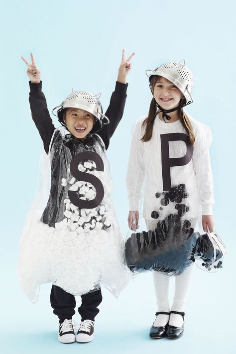 diy halloween costumes for kids- Salt and Pepper costume Salt And Pepper Costume, Goldfish Costume, Free Halloween Costumes, Gumball Machine Costume, Mad Scientist Costume, Easy Diy Costumes, Diy Costumes Kids, Diy Halloween Costumes For Kids, Diy Halloween Costumes Easy