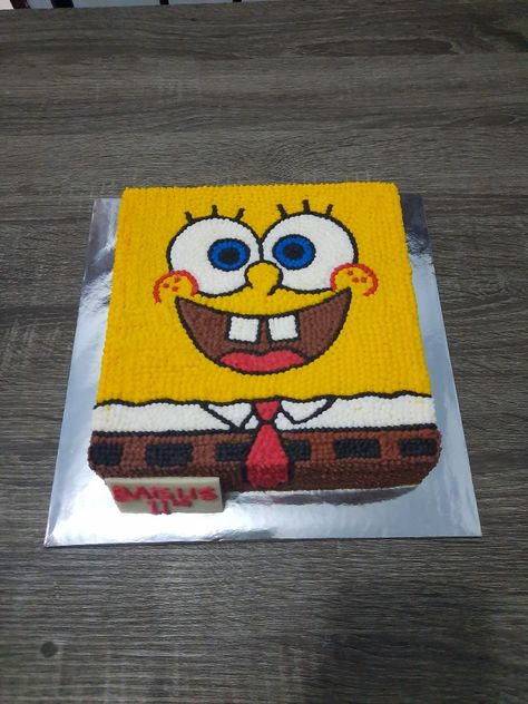 Kue Spongebob, Sponge Bob Cake Ideas, Sundjer Bob, Pastel Bob, Spongebob Birthday Cake, Hedgehog Cake, Cake For Boyfriend, Spongebob Cake, Rectangle Cake