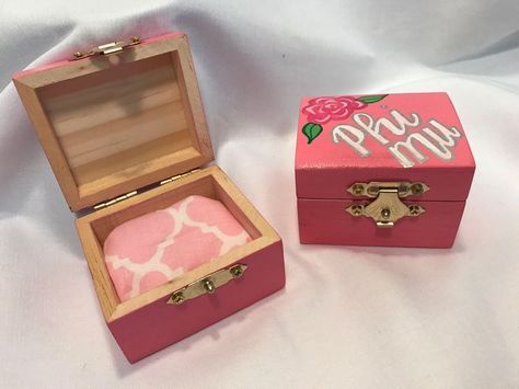 Pin Box Sorority, Initiation Ideas, Sorority Pin Box, Big Little Themes, Badge Box, Strawberries And Flowers, Big Little Crafts, Big Little Ideas, Pin Box