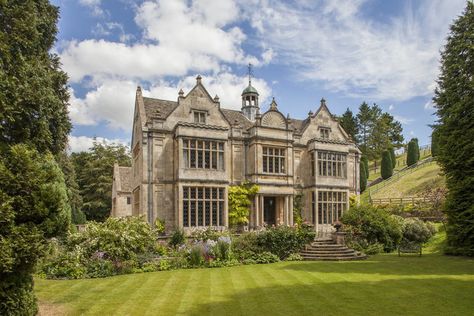 Old English Manor, Manor House Plans, Manor Garden, English Architecture, English Manor Houses, Old Manor, English Manor, Manor Houses, Castle House