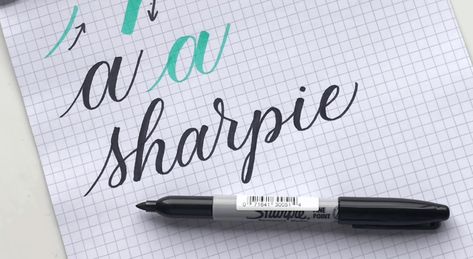 Beginner's Guide To Doing Calligraphy With A Sharpie - The Happy Ever Crafter Basic Calligraphy Strokes, Sharpie Calligraphy, Fake Calligraphy, Basic Calligraphy, Calligraphy Markers, Learn Modern Calligraphy, Fancy Writing, Crayola Markers, Calligraphy Tutorial